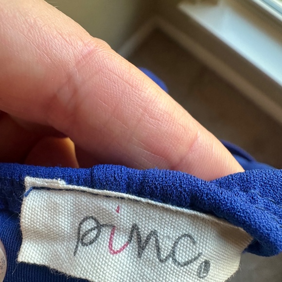 Dress - Picture 3 of 4